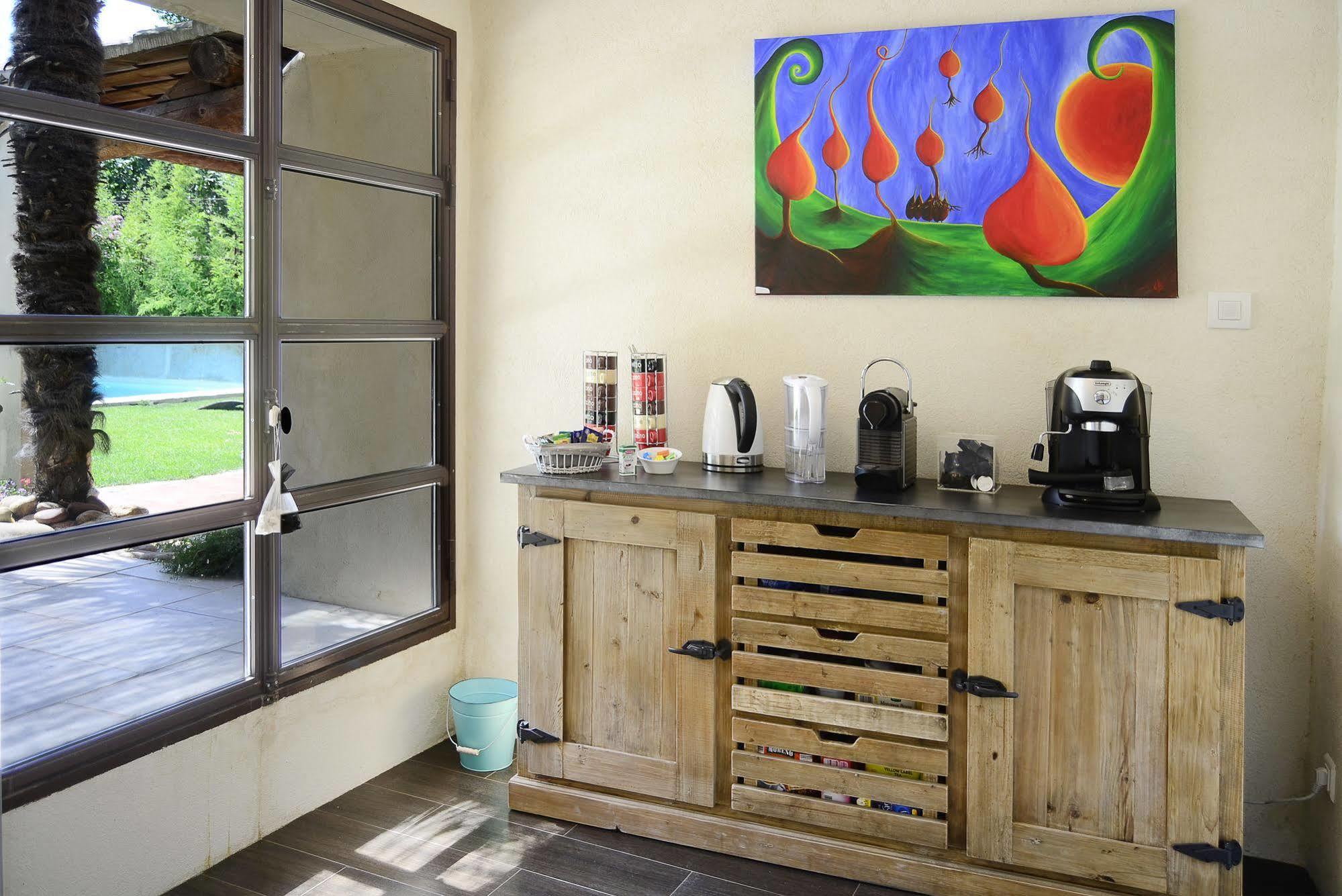 B&B Temps Suspendu Provence Pernes-les-Fontaines Zewnętrze zdjęcie